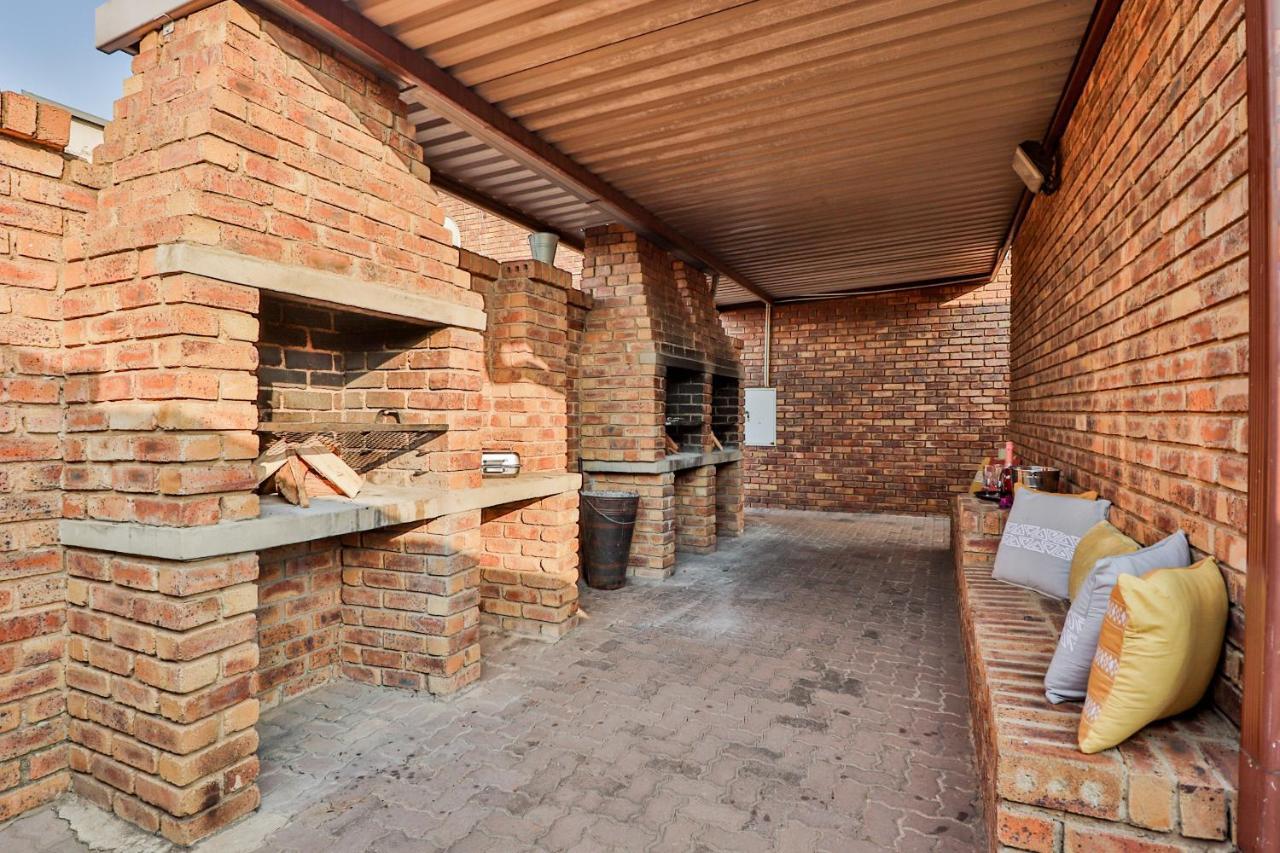 Rudman Townhouses - Family Apartment Boksburg Exteriér fotografie