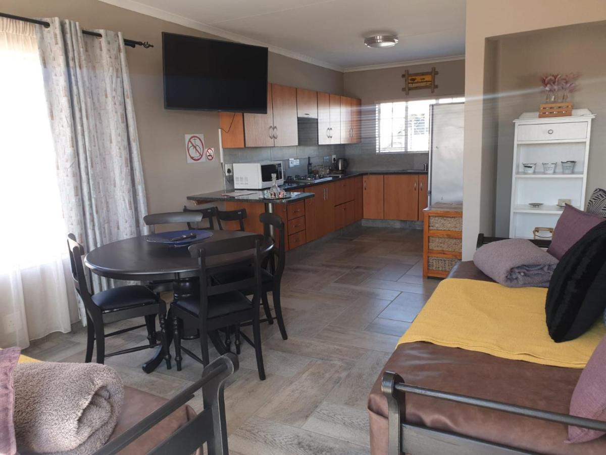 Rudman Townhouses - Family Apartment Boksburg Exteriér fotografie